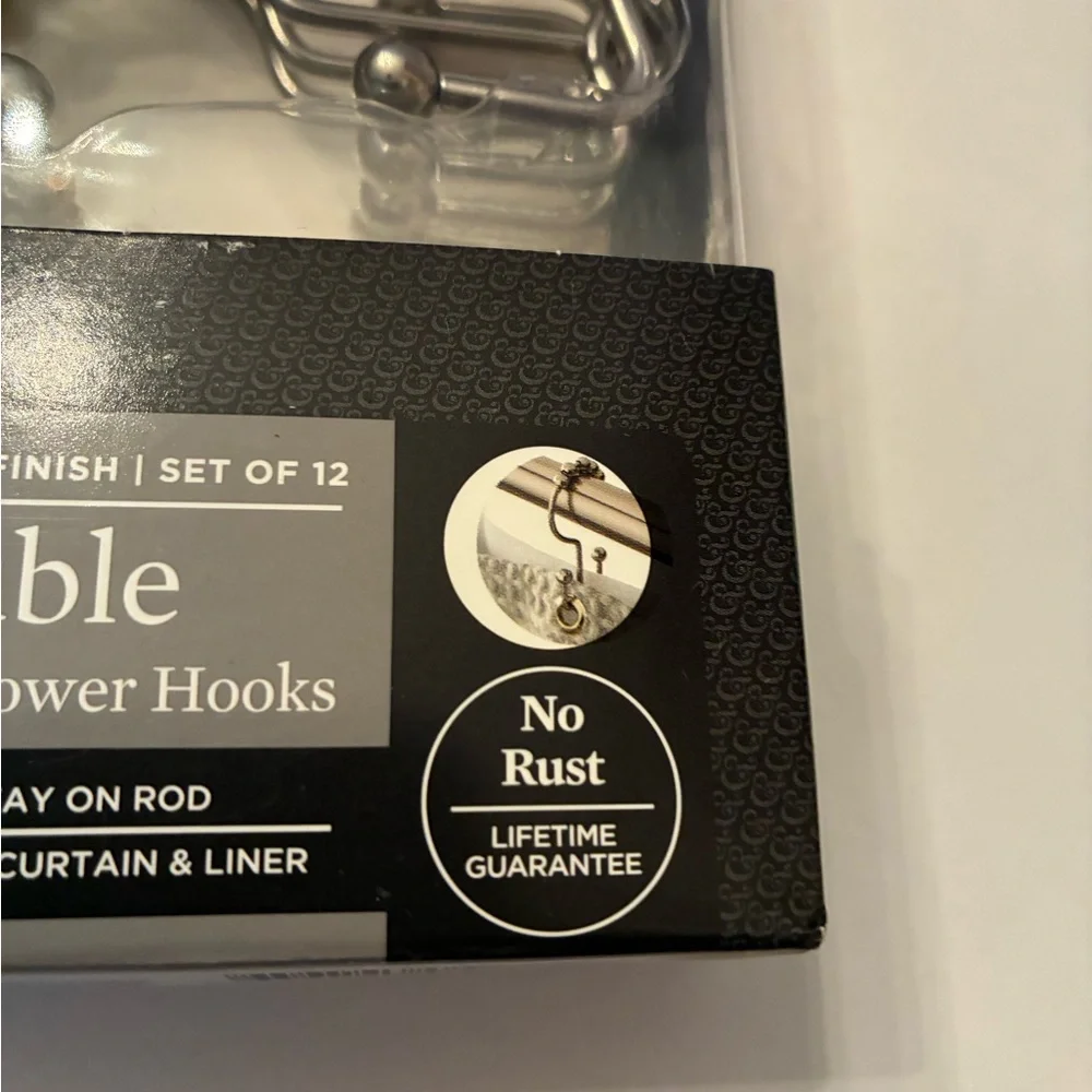 Double glide shower hooks